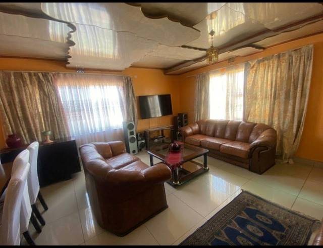 2 BEDROOM HOUSE FOR SALE IN SHARPEVILLE